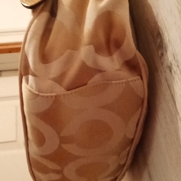 NEW Coach Op Art Shoulder Bag - Picture 10 of 11